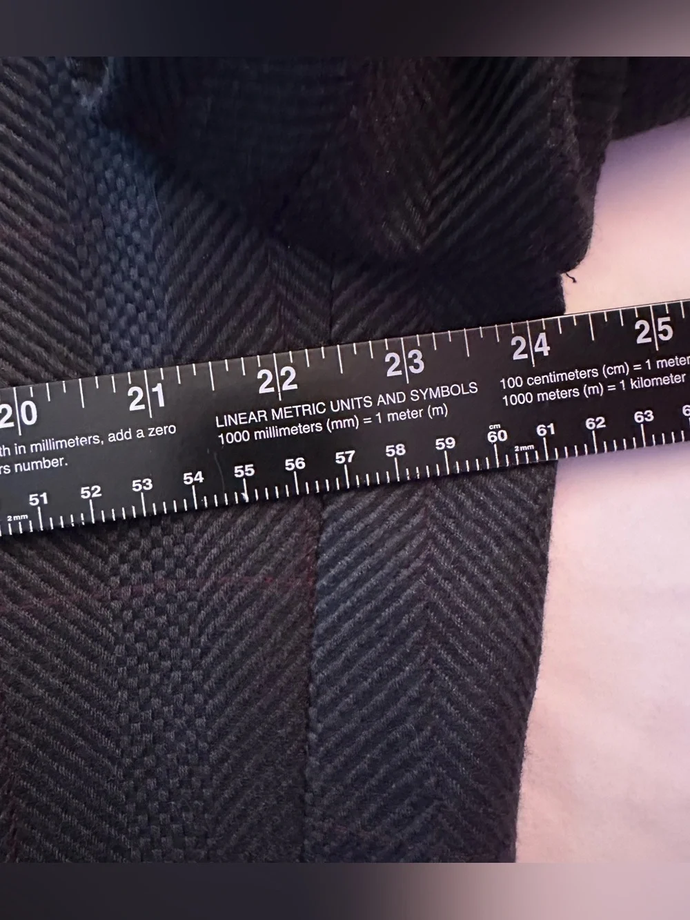 Vintage Austin Grey Herringbone Blazer 100% Wool Menswear Suit Jacket Sportscoat